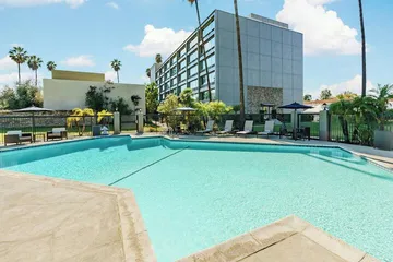 Courtyard by Marriott Los Angeles Woodland Hills