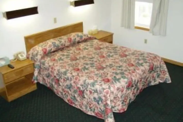 Room 2 of 16