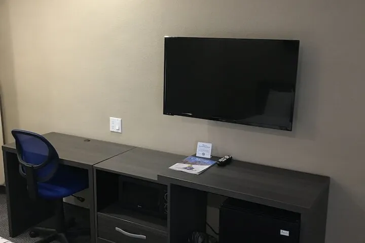 Room 5 of 45