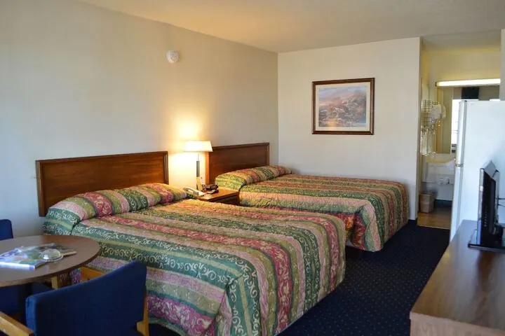 Room 4 of 50