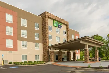 Holiday Inn Express & Suites Jamestown by IHG