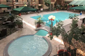 Clarion Inn