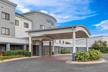 Sonesta Essential Junction City