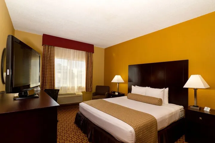 Room 5 of 26