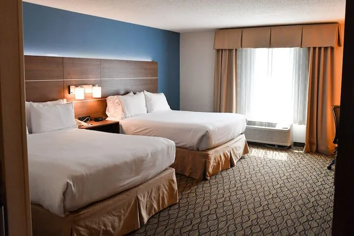 Room 2 of 45