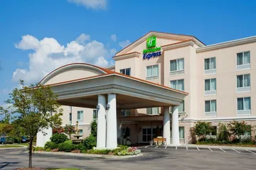 Holiday Inn Express Hotel & Suites Concord by IHG