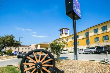 Sleep Inn & Suites Gonzales near Palmetto State Park