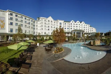 Dollywoods DreamMore Resort