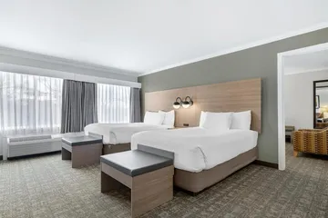 Best Western Plus Windjammer Inn & Conference Center