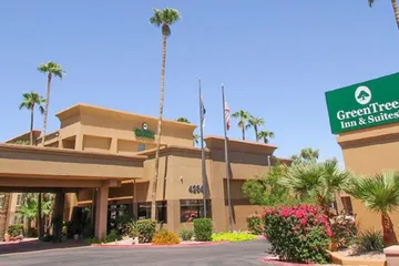 GreenTree Inn & Suites Phoenix Sky Harbor