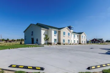 Cobblestone Inn & Suites - Cambridge