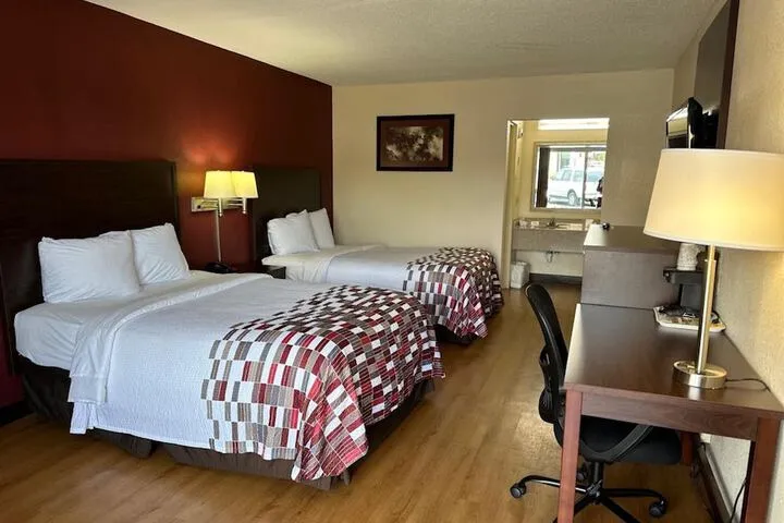 Room 5 of 12