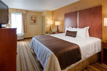 Best Western Plus Richmond Airport Hotel