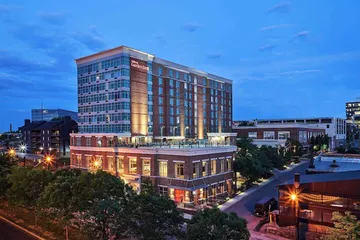 Hilton Garden Inn Nashville Downtown / Convention Center