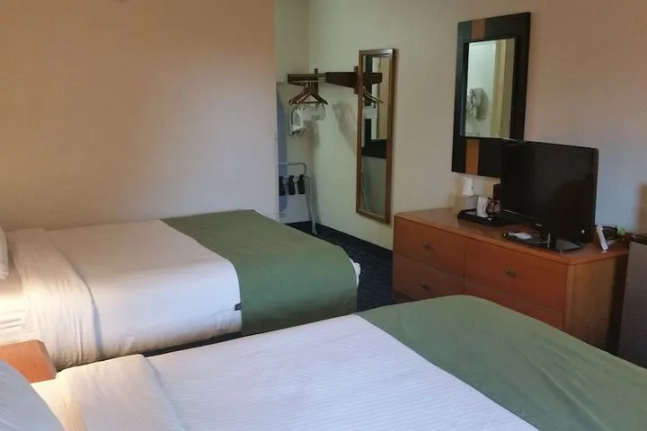 Room 5 of 55