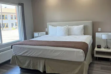 Holiday Lodge