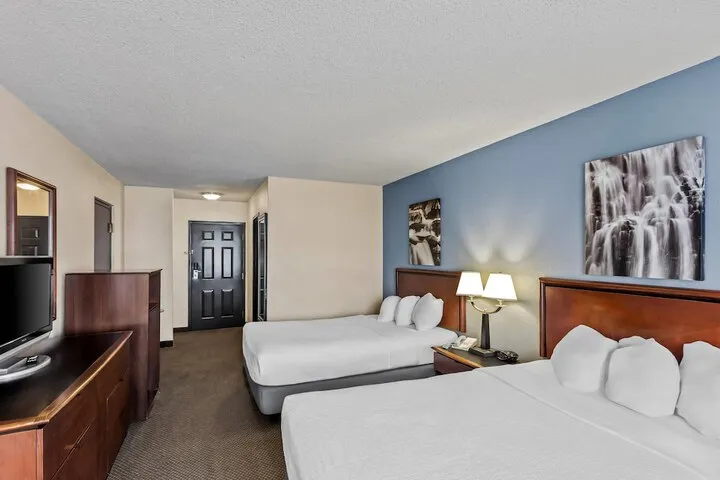 Room 5 of 35