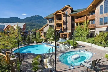 First Tracks Lodge by Lodging Ovations