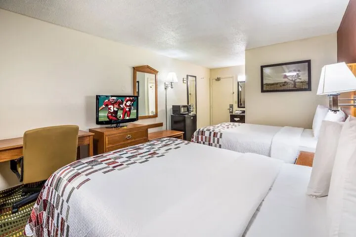 Room 4 of 39