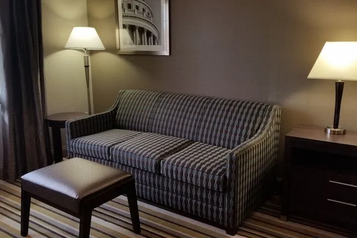 Room 5 of 35