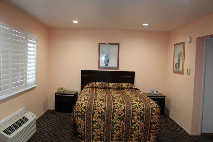 Room 5 of 21