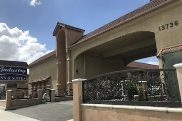 Industry Inn & Suites