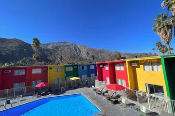 Delos Reyes Palm Springs