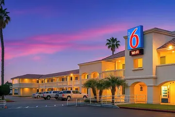 Motel 6 Carlsbad CA Beach