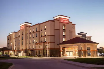Hampton Inn & Suites West Des Moines / SW Mall Area