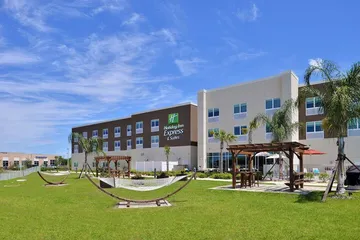 Holiday Inn Express & Suites Trinity by IHG
