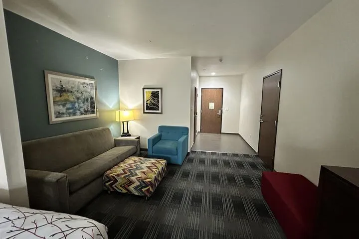 Room 3 of 11