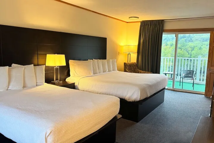 Room 3 of 20