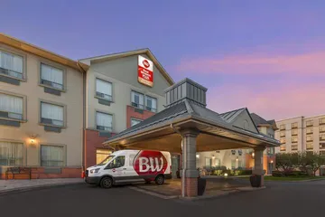 Best Western Plus Travel Hotel Toronto Airport