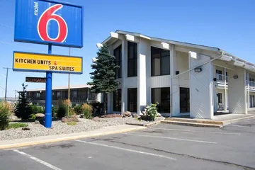 Motel 6 Madras OR