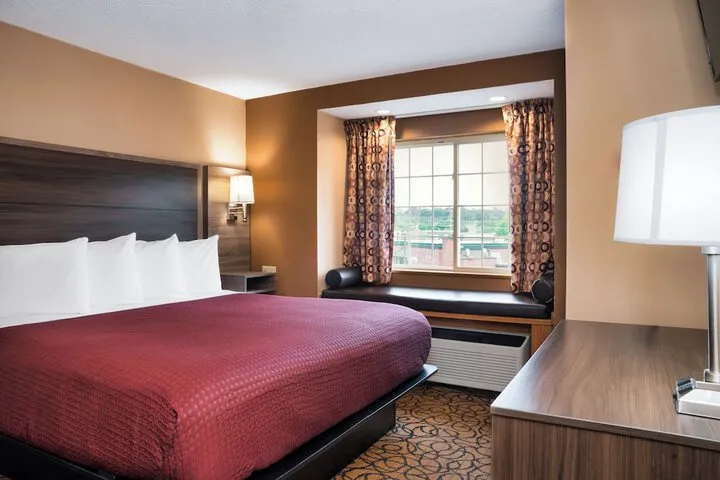 Room 5 of 25