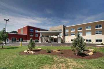 Holiday Inn Express & Suites Galesburg by IHG