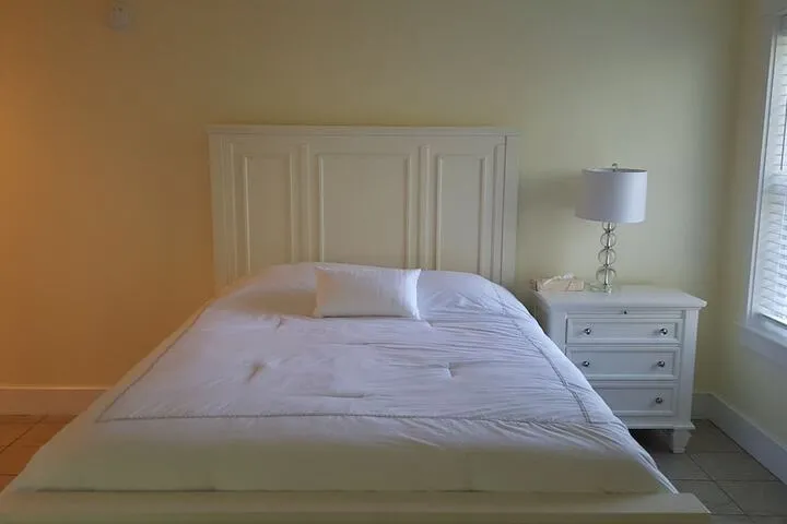 Room 6 of 391