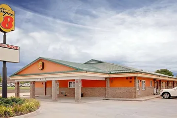 Super 8 by Wyndham Siloam Springs