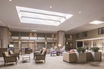 DoubleTree by Hilton Hotel Laurel