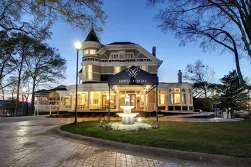 Hotel Finial BW Premier Collection