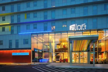 Aloft by Marriott New York LaGuardia Airport