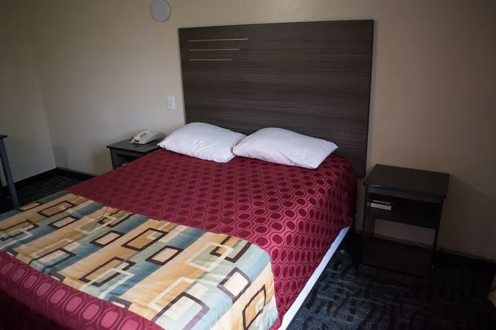 Room 3 of 12