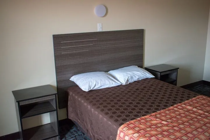 Room 2 of 12