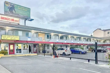Americas Inn and Suite