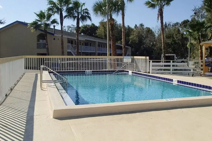 Pool 5 of 5