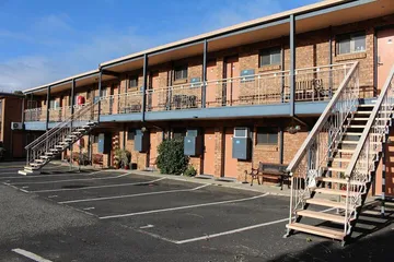 Bridge View Motel