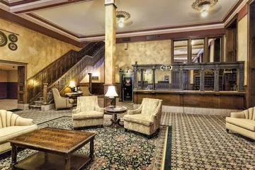 Fitgers Inn