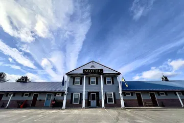 Colonial Valley Motel