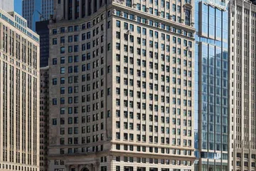 LondonHouse Chicago Curio Collection by Hilton