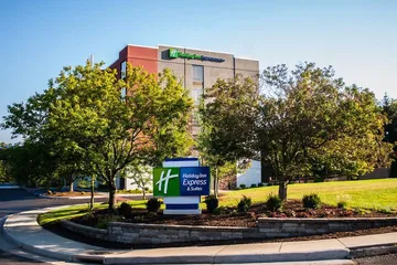 Holiday Inn Express & Suites Blacksburg - University Area by IHG